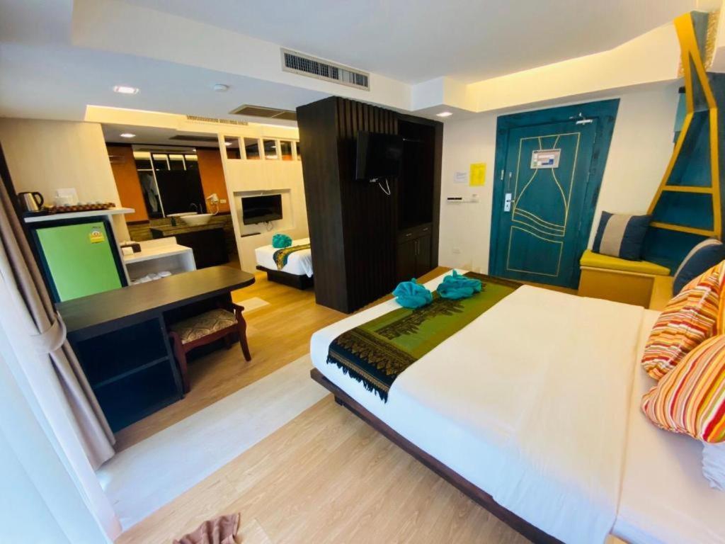 Phi Phi Nice Beach Hotel Hip Экстерьер фото