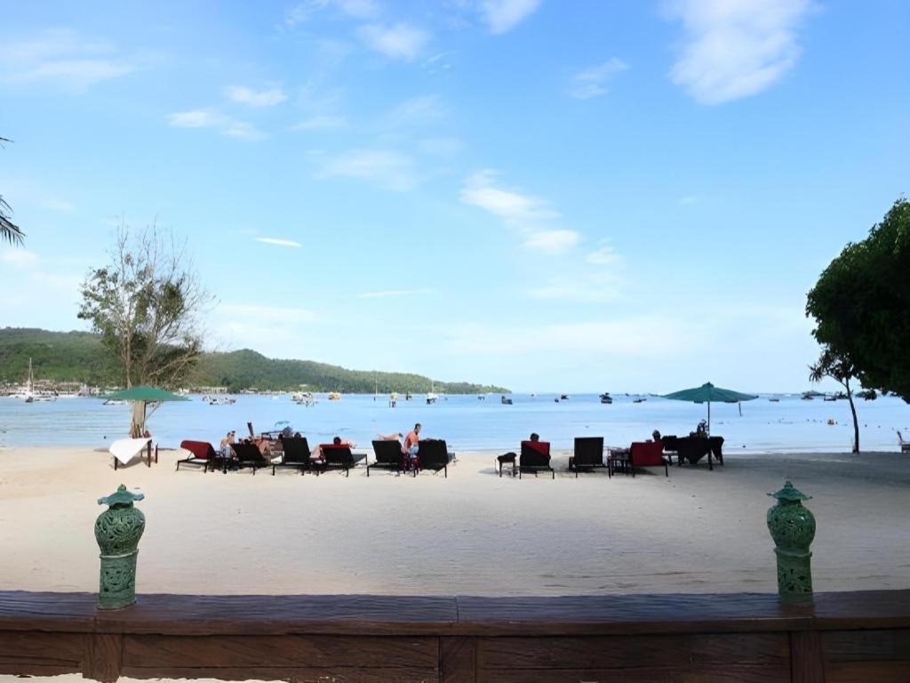 Phi Phi Nice Beach Hotel Hip Экстерьер фото